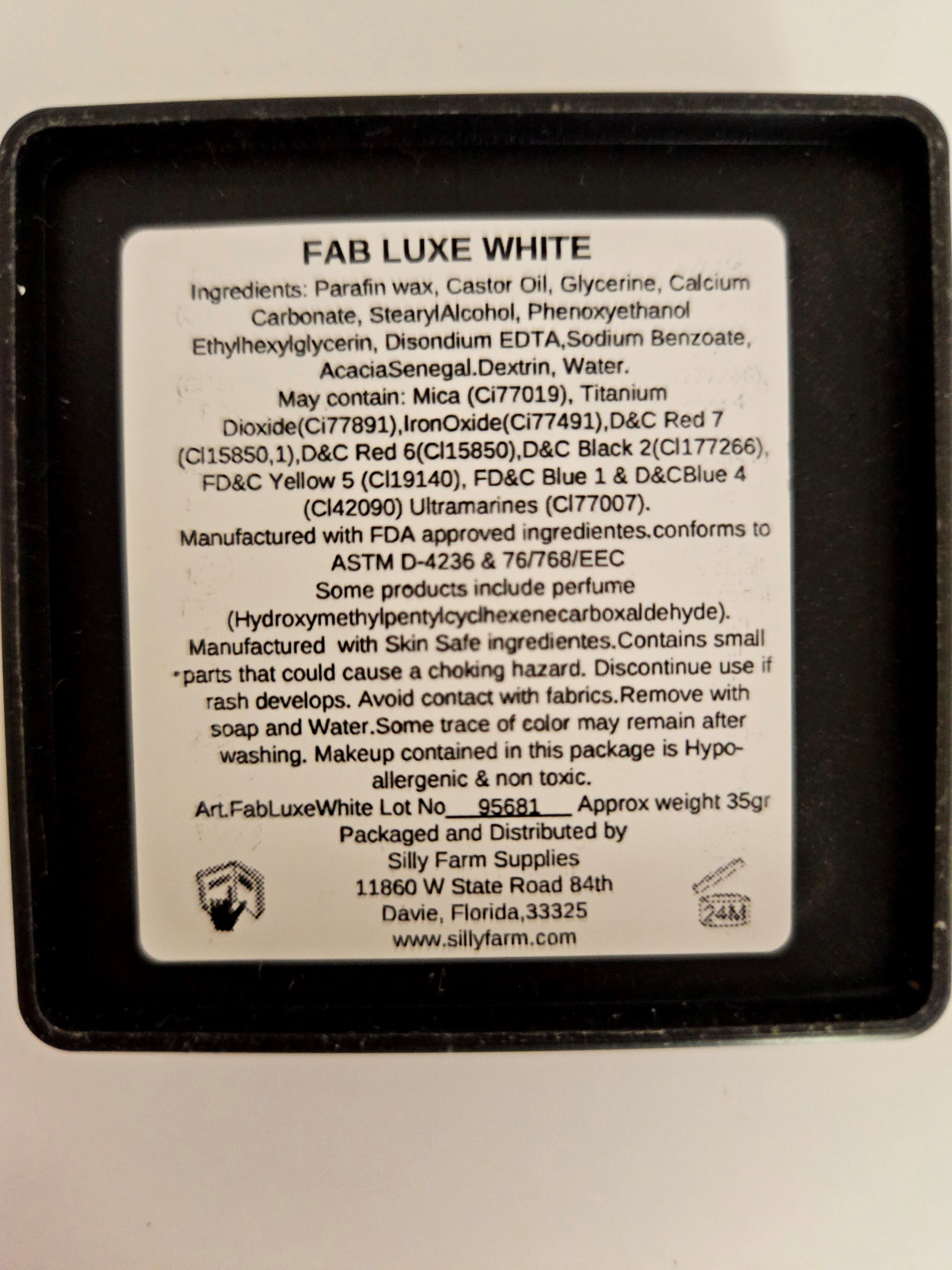 WHITE FAB LUXE PAINT 45GM